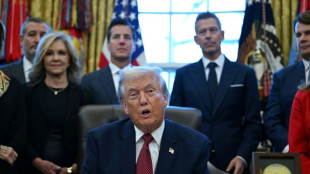 Trump annonce la suppression de restrictions sur la consommation des véhicules