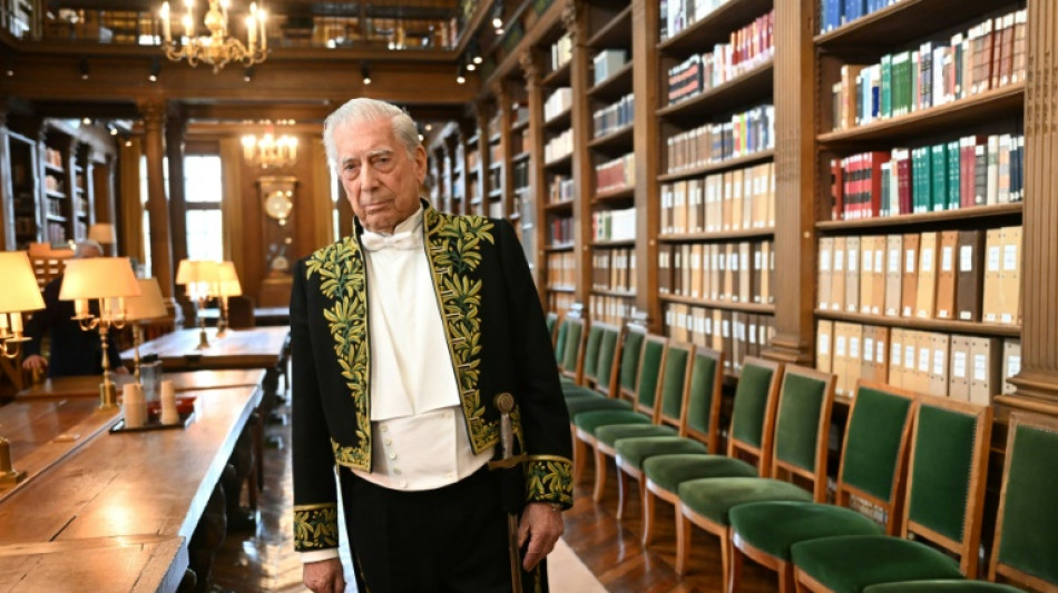 Vargas Llosa será homenajeado en el Congreso del español en Arequipa, su ciudad natal