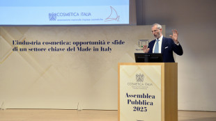 La cosmetica italiana fattura 16,5 miliardi, la metà dall'export