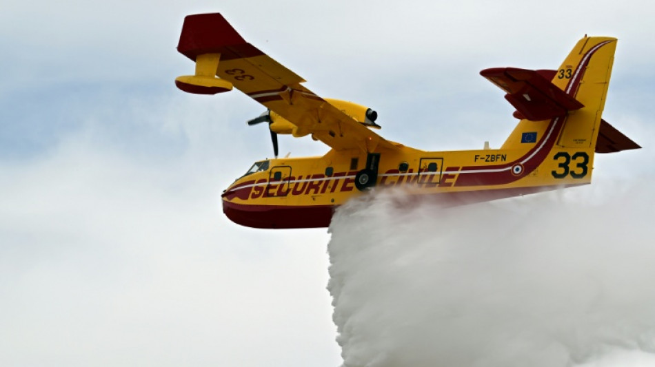 Feux de for&ecirc;t: la France commande deux nouveaux Canadair, livraison estim&eacute;e &agrave; 2032