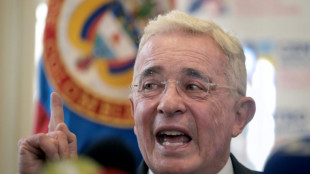 Justiça da Colômbia ordena libertação de Uribe enquanto decide sobre condenação