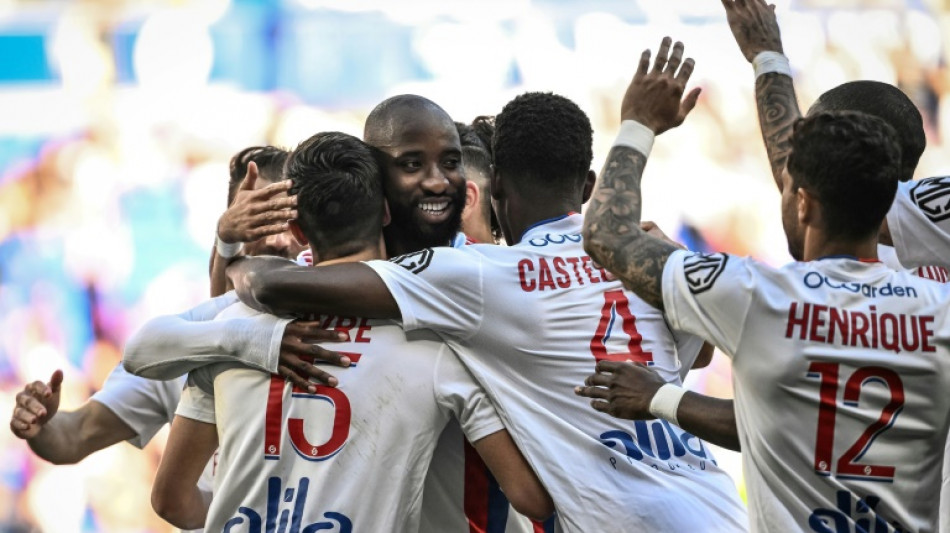 L1: Lyon cartonne et s'accroche &agrave; l'Europe