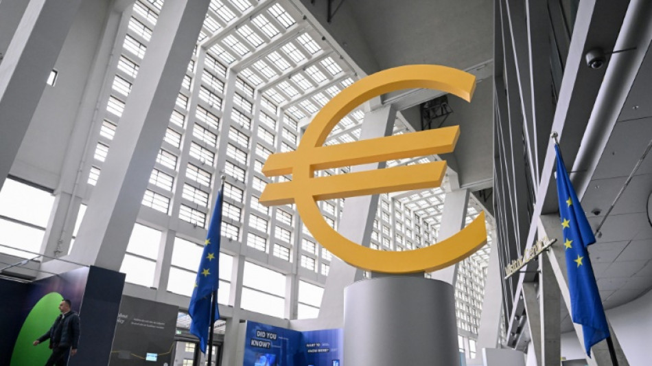La BCE marque une pause et espère un dénouement sur les droits de douane