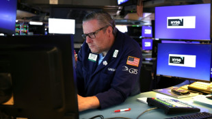 Wall Street ouvre en hausse, profite du r&eacute;pit sur les taux