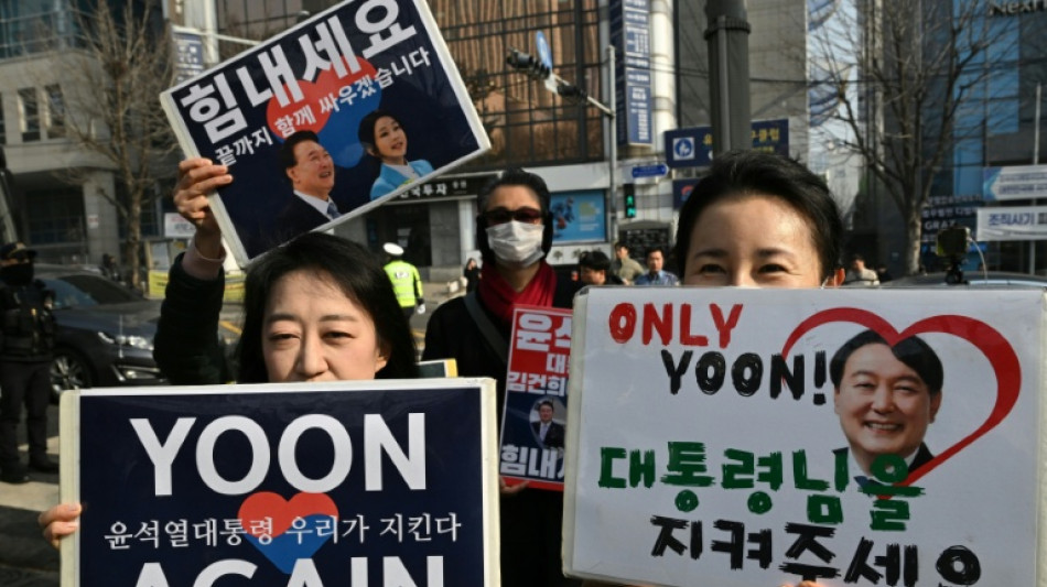 Ex-presidente sul-coreano Yoon &eacute; condenado a 5 anos de pris&atilde;o por tentar impor a lei marcial