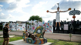 San Antonio c&eacute;l&egrave;bre sa star Wembanyama avant les finales NBA