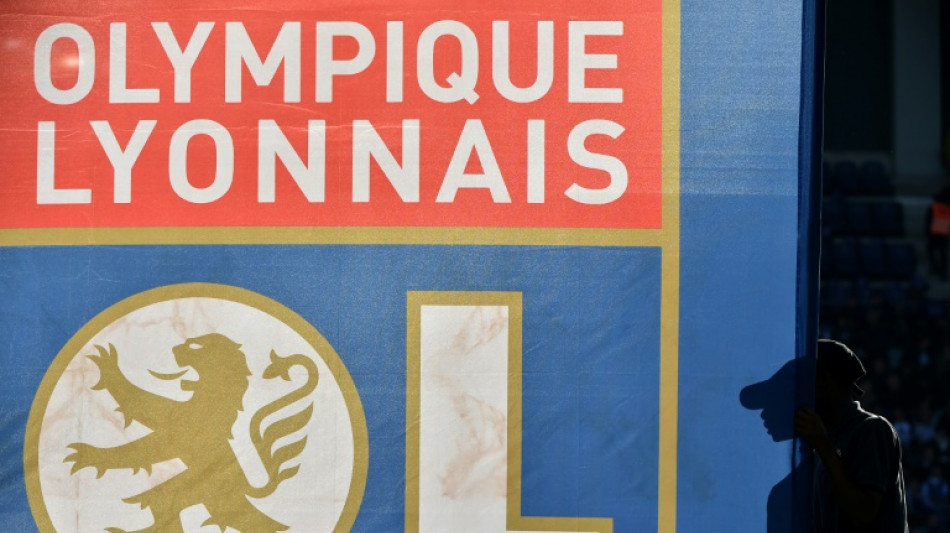 Foot: Coup de massue pour Lyon, relégué en Ligue 2