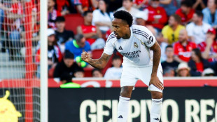 Milit&atilde;o sofre les&atilde;o a menos de dois meses da Copa do Mundo