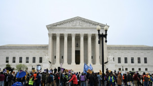 Corte Suprema de EEUU limita redistribuci&oacute;n electoral destinada a favorecer a minor&iacute;as