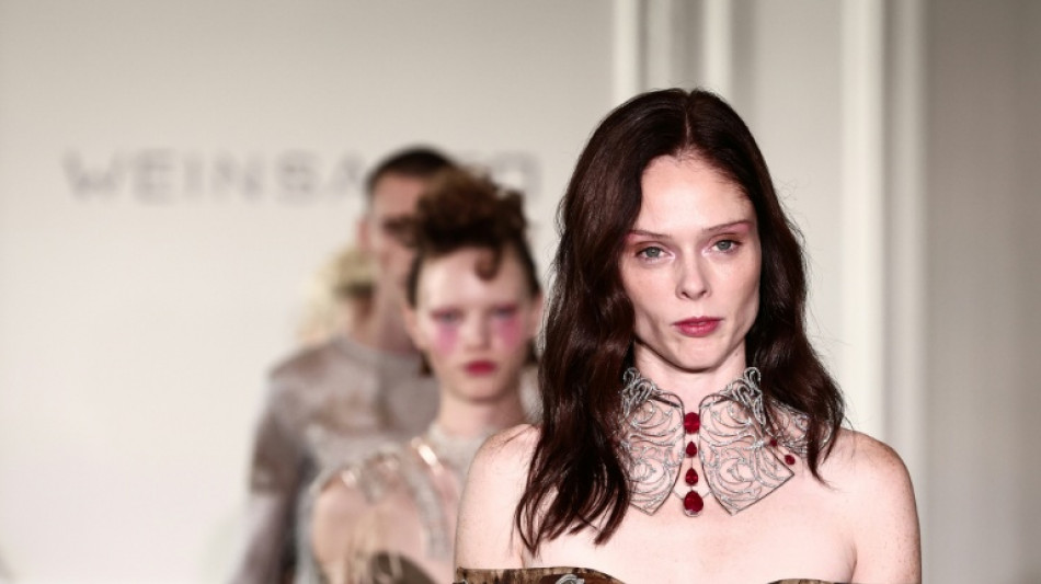 Arranca la Semana de la Moda de París, en una edición "histórica"