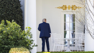 Trump, 'se la Cina invia armi all'Iran avr&agrave; grossi problemi'