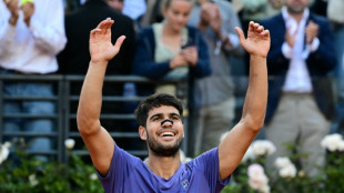 Alcaraz estreia em Roland Garros contra Nishikori; João Fonseca enfrenta Hurkacz