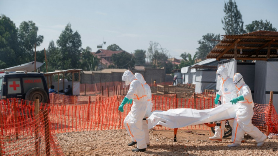 Un mois apr&egrave;s le d&eacute;but de l'&eacute;pid&eacute;mie d'Ebola en RDC, le bilan d&eacute;passe les 200 morts 