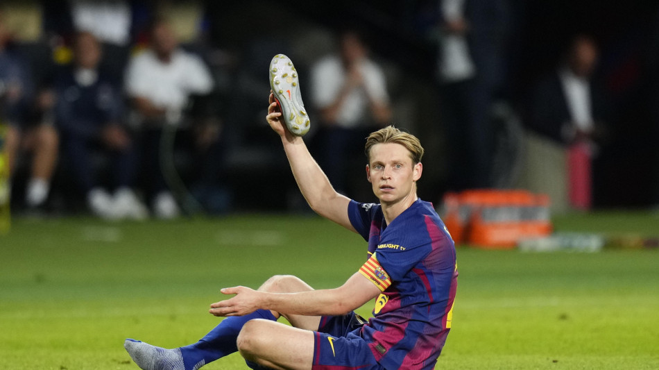 Calcio: De Jong come Rabiot, 'Barca a Miami? è sbagliato'