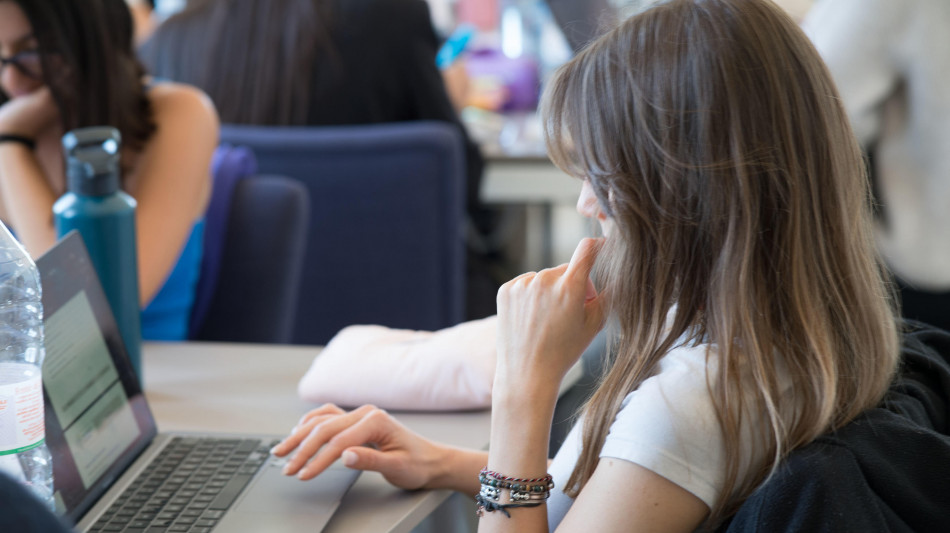 Introvabile la metà dei laureati in materie tecnologiche