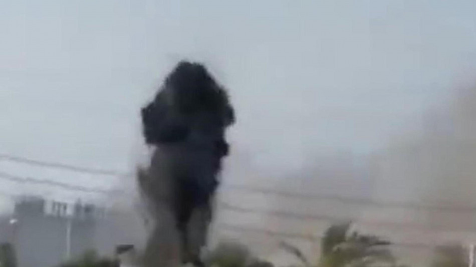 Esercito israeliano, colpiti "obiettivi del regime" in Iran