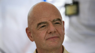 "Genug ist genug": Fr&uuml;here Fu&szlig;ballstars kritisieren Infantino