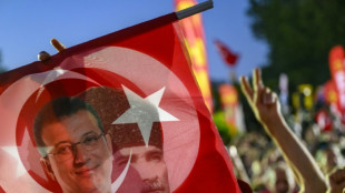 Detenidos tres alcaldes opositores en Turquía