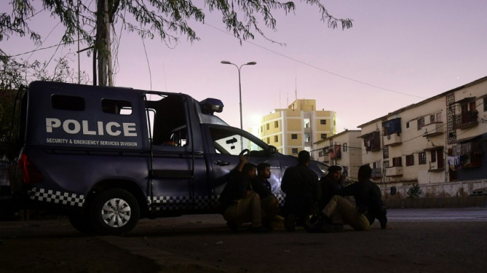 Pakistan: attaque en cours contre un poste de police &agrave; Karachi