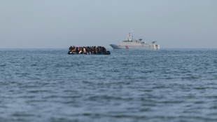 EU lawmakers set to greenlight 'return hubs' for migrants