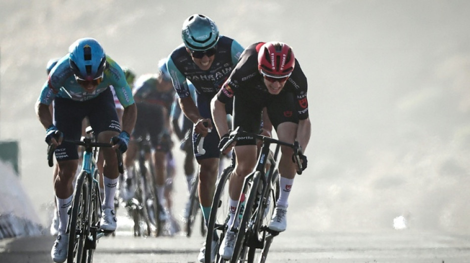 El suizo Yannis Voisard gana la tercera etapa y lidera el AlUla Tour