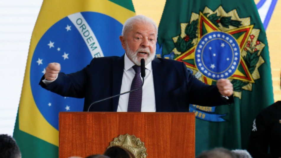 Br&eacute;sil: Lula signe un d&eacute;cret pour limiter l'acc&egrave;s aux armes