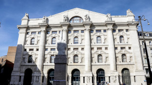 Borsa: Milano apre in rialzo dello 0,28%
