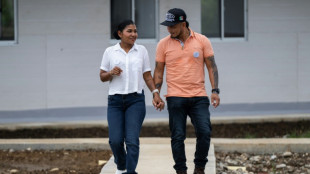 Ex-guerrilheiros colombianos temem por seu futuro ante chegada ao poder de De la Espriella