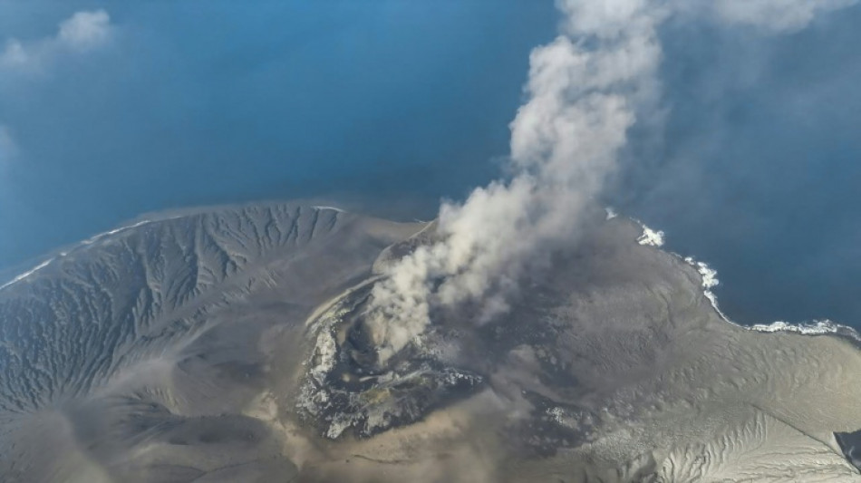 Flugverkehr in Indonesien wegen Vulkanausbruchs weiter gest&ouml;rt - Vier Airports geschlossen