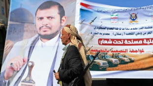 El gobierno de Yemen lanza una "operaci&oacute;n" para retomar un estrecho clave a los hut&iacute;es