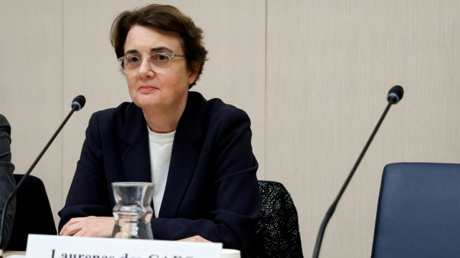 Dimite la presidenta del Louvre cuatro meses despu&eacute;s del robo de joyas