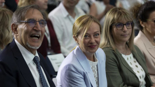 Meloni, i salari sono tornati a crescere più dell'inflazione