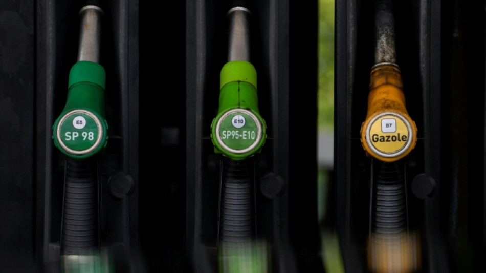 Les prix de l'essence au plus bas depuis plus de trois ans, selon des donn&eacute;es minist&eacute;rielles