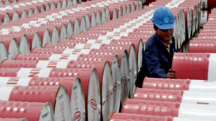 Petrolio in lieve rialzo, wti a 59,82 dollari al barile