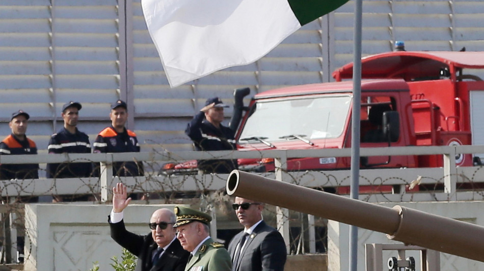 Tensioni Algeria-Francia per l'arresto di un diplomatico