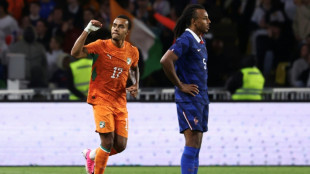 Foot: premier test rat&eacute; et inqui&eacute;tant pour les Bleus avant le Mondial 