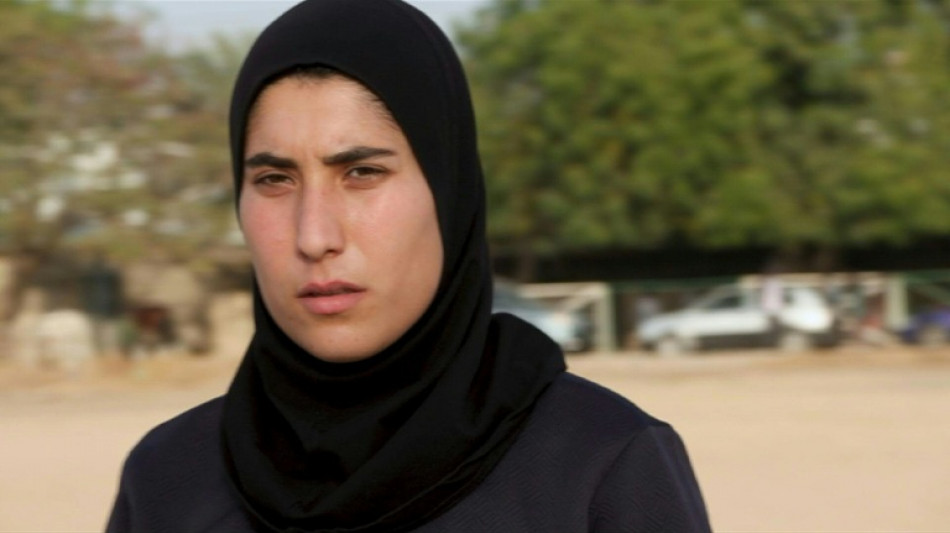 Treinadora nigeriana usa futebol como ferramenta de combate &agrave;s drogas