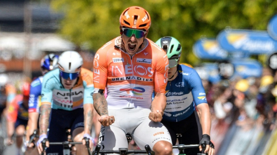 Welsford storms to Tour Down Under stage as Vine holds GC lead