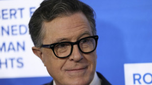 Le com&eacute;dien am&eacute;ricain Stephen Colbert accuse sa cha&icirc;ne de reculer face &agrave; Trump