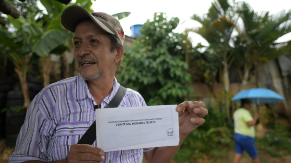Colombie: Hernandez en son fief, entre scandales et pl&eacute;biscite