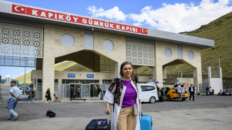 De Téhéran à Toronto par la Turquie : une Iranienne fuit la guerre