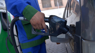 ++ I prezzi dei carburanti avanzano ancora, benzina a 2,025 euro in autostrada ++