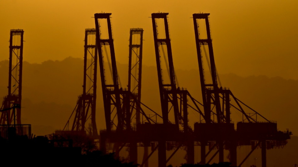 El gobierno de Panam&aacute; dice que los puertos del canal tomados a Hutchison operan con "normalidad"