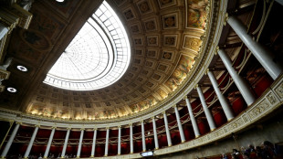 Matignon juge "impossible" l'adoption du budget par un vote et annonce des "propositions" pour &eacute;viter la censure