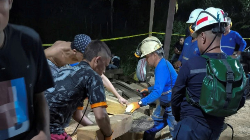 Acidente em mina de ouro na Colômbia deixa 18 presos