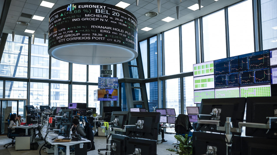 Borsa: l'Europa conclude negativa, male Parigi (-1,6%)