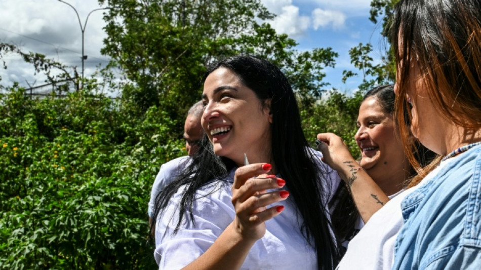 Opositores esperam 'ansiosos' por liberta&ccedil;&otilde;es anunciadas na Venezuela