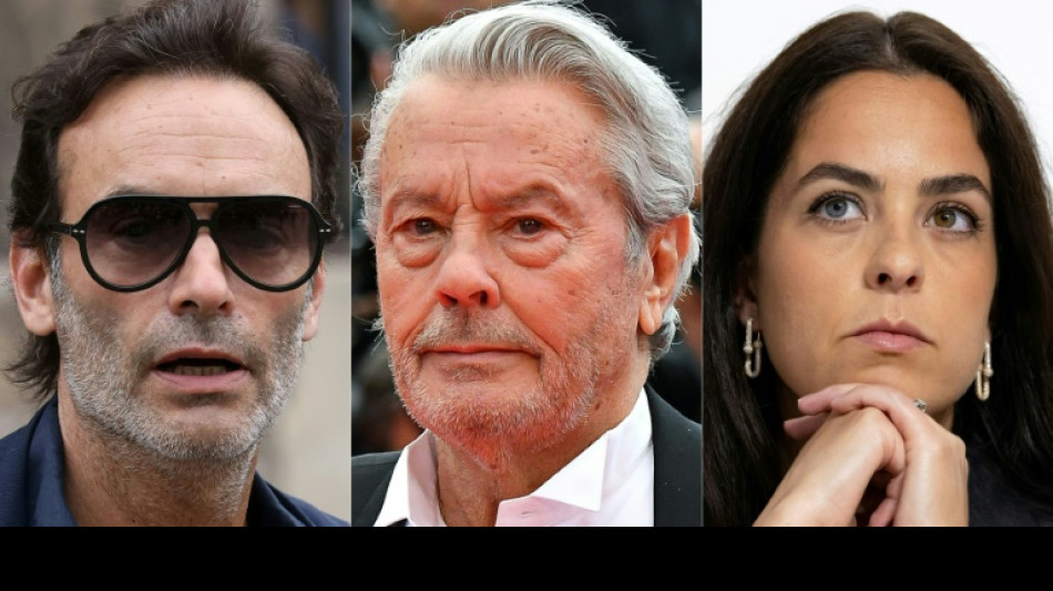 Erbstreit unter Alain Delons Kindern: Jüngster Sohn fechtet Testament an
