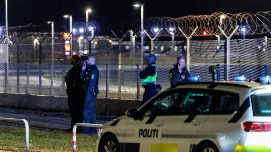Le Danemark dénonce une "grave attaque" après le survol de drones à Copenhague