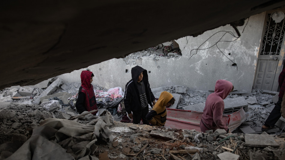 Gaza, 'almeno 25 morti in attacco israeliano su campo profughi'